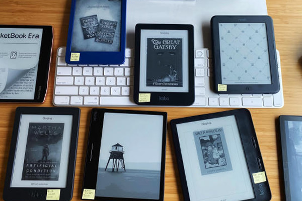 Evolution of E-readers